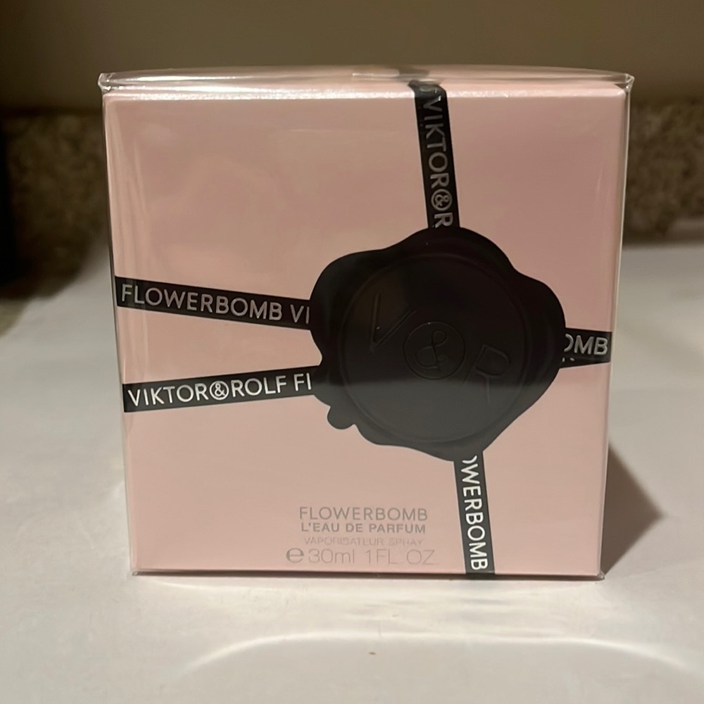 Viktor & Rolf Flowerbomb